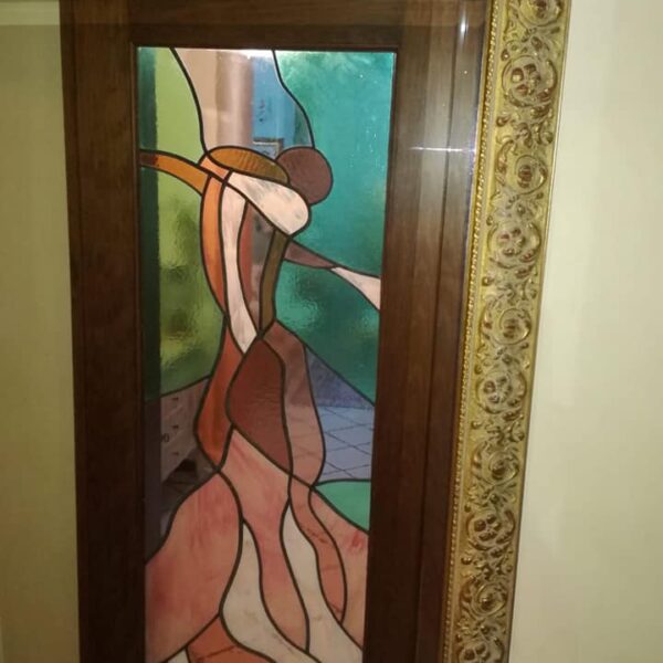 "Abbracciami" Vetrata artistica di Simona Morelli